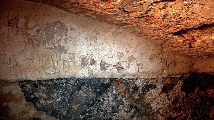 Algumas das inscrições encontradas pelos arqueólogos no banho ritual em Jerusalém