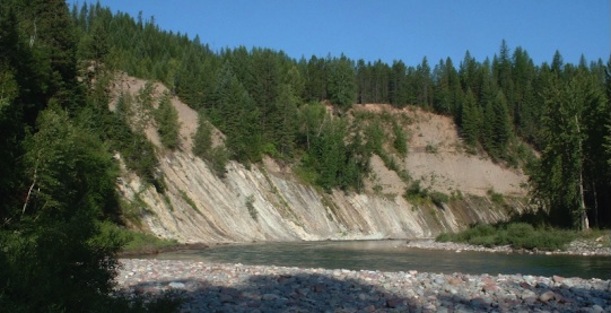 A formação rochosa no Montana, próximo do Glacier National Park (EUA), onde o espécimen foi encontrado