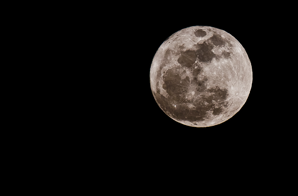 A Superlua esperada para o dia 14 de novembro será a mais brilante Lua Cheia observada desde 1948.