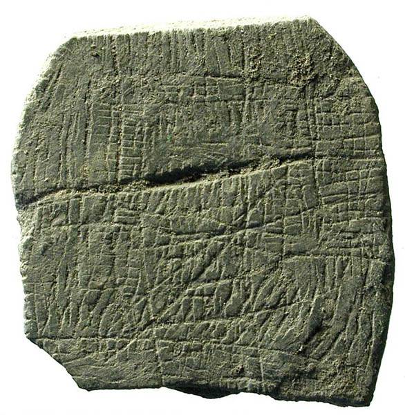"Pedra Solar" com 5.000 anos descoberta em Vasagard, Dinamarca