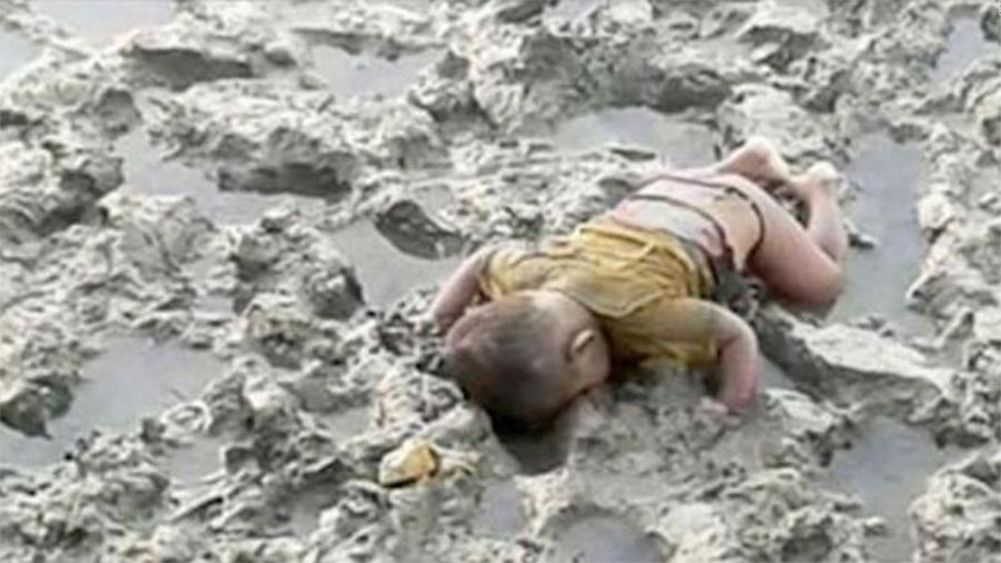 Mohammed Shohayet, o bebé rohingya morto que se tornou o Aylan Kurdi da Birmânia