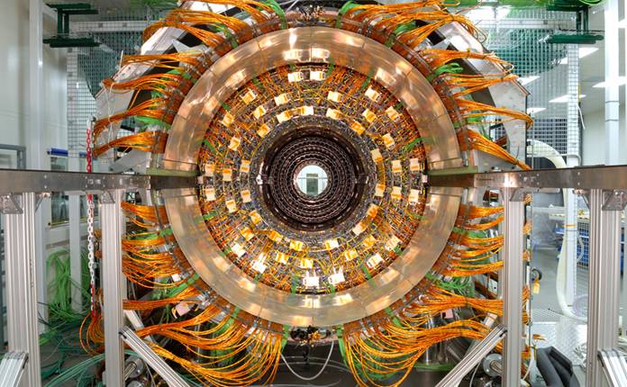 Detalhe do LHC, Large Hadron Collider, acelerador de partículas do CERN