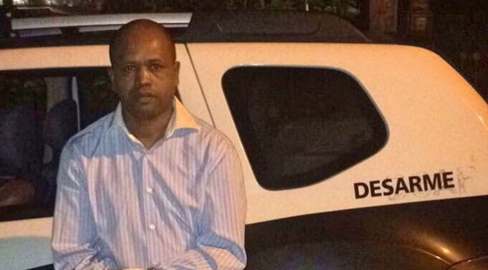 Traficante internacional de armas que se passou por pastor é preso no Rio