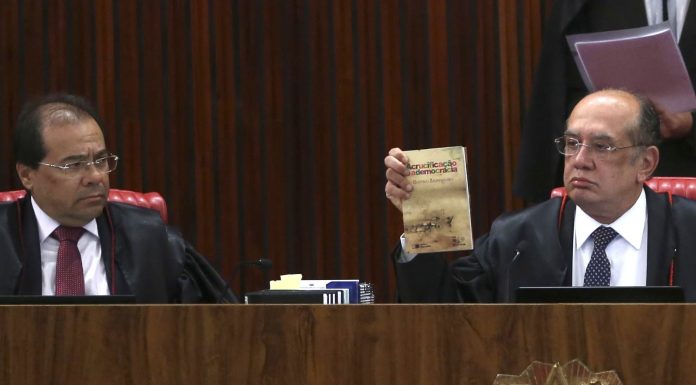 É preciso controlar “sanha cassadora”, diz Gilmar Mendes em julgamento no TSE