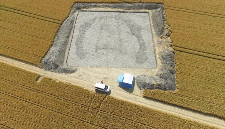 "Casa dos Mortos" em Wiltshire, Reino Unido, pode conter os vestígios mortais dos antepassados de Stonehenge