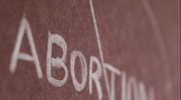 Irlanda fará referendo sobre o aborto