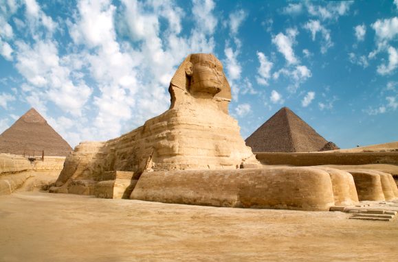 Esfinge é descoberta em templo faraônico no Egito - Jornal O Globo
