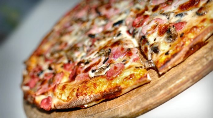 Vítima de violência doméstica é salva por pedido de pizza