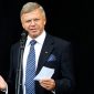 Ex-premier da Noruega é bloqueado nos EUA por viagem ao Irã
