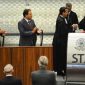 Flagrado há uma década em corrupção, magistrado do STJ permanece na folha
