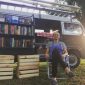 Cearense transforma Kombi em uma livraria ambulante