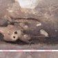 Criatura inesperada é encontrada sepultada em cemitério medieval