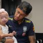 Mineira de 8 anos com doença rara tem seu maior sonho realizado: conhecer o Neymar