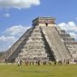 Passagem secreta entre pirâmides maias pode revelar mistérios da serpente emplumada