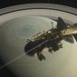 Último aviso da Cassini: se for a Saturno, leve guarda-chuva