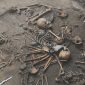 Misterioso círculo de esqueletos interligados é descoberto no México