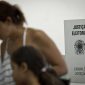 Eleitores voltam às urnas hoje para escolher os prefeitos de 57 municípios