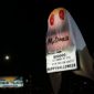 Burger King se disfarça de McDonalds para assustar clientes no Dia das Bruxas