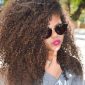 Menina tem cabelo alisado sem autorização da mãe; caso gera polêmica