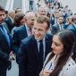 “Basta atravessar a rua para achar um trabalho”, diz Macron a jovem desempregado