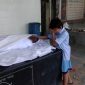 Foto de menino se despedindo do pai já vale milhões (e muito mais em solidariedade)
