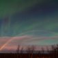 Aurora Boreal e Austral rara ilumina céu de vários países com cores