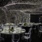 Restaurante com temática interestelar é iluminado por mais de 250 mil luzes de led