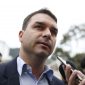 MP denuncia Flávio Bolsonaro e Queiroz no caso das "rachadinhas"