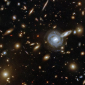Raro fenômeno de galáxia dupla confunde astrônomos do Hubble