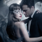 “Cinquenta Tons Mais Escuros” ganha sensual segundo trailer e novo pôster