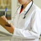 Médicos transgêneros já podem usar nome social em documentos administrativos